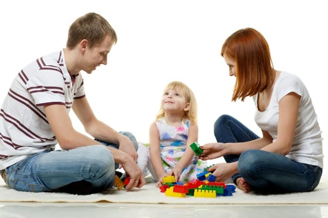 陪孩子遊戲 讓孩子健康成長的有效親子互動
